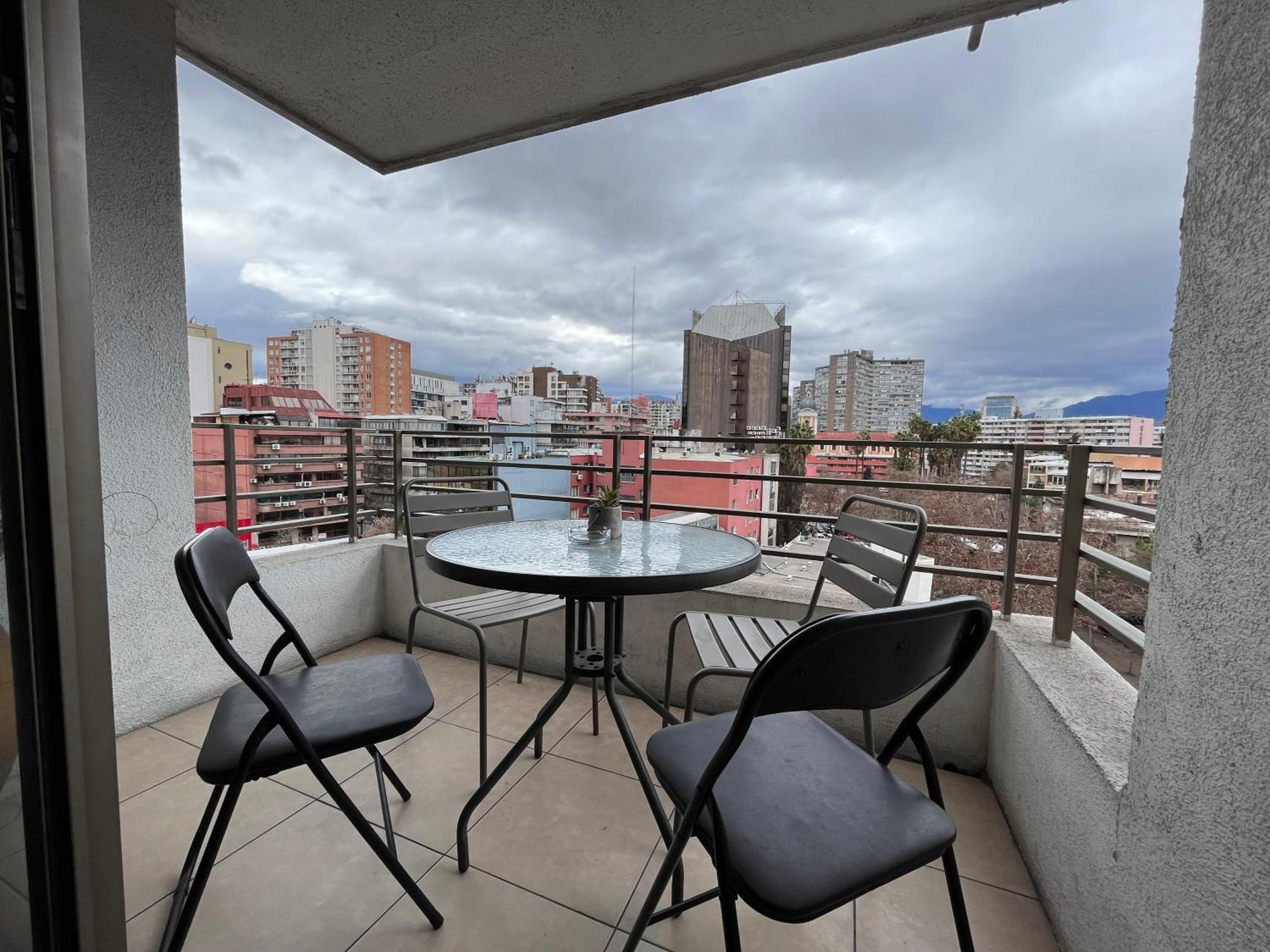 Apartamentos City Centro Manuel Montt 圣地亚哥 外观 照片